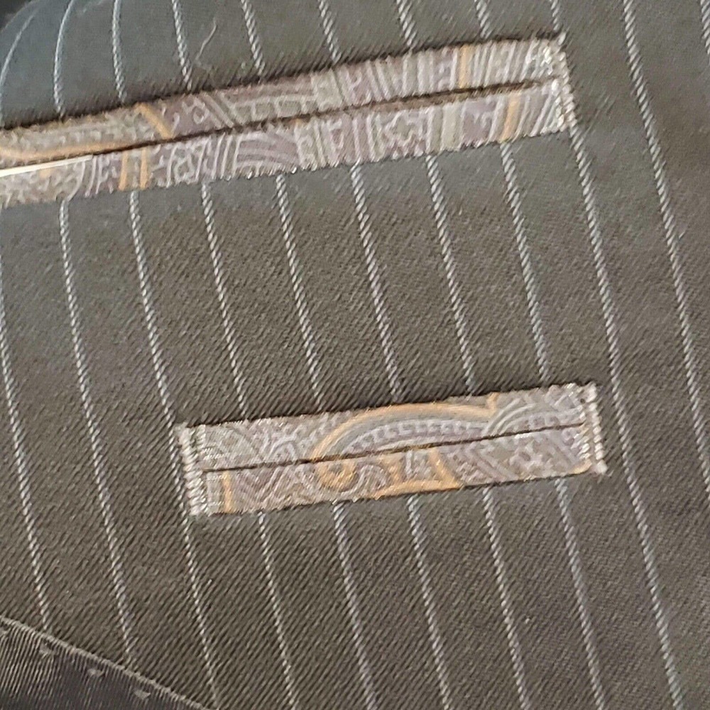 Lauren Ralph Lauren Mens 42 R Gray Pinstripe Wool Blazer Jacket Two Button - Picture 6 of 8